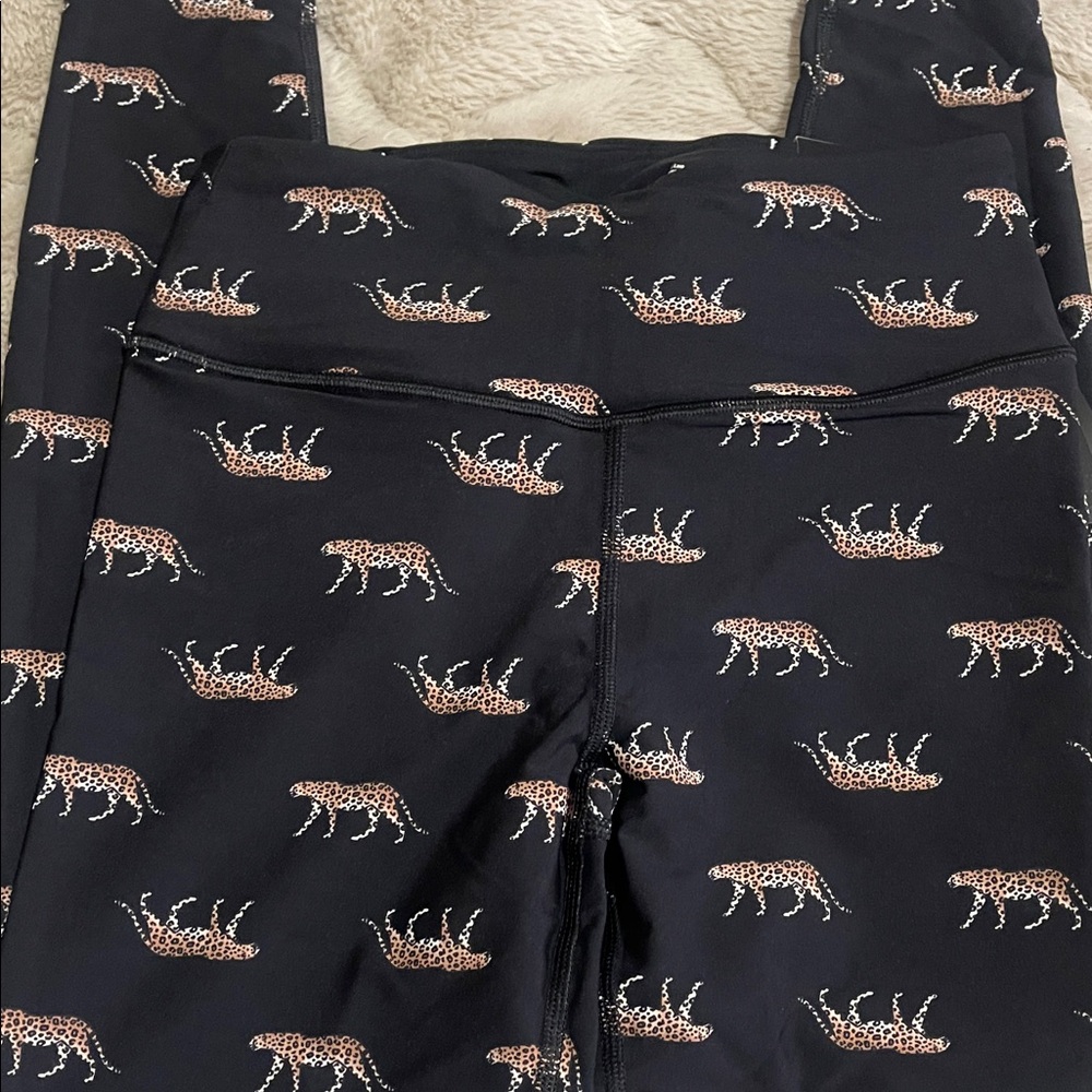 Victoria's Secret Black Leggings with Leopard Pattern